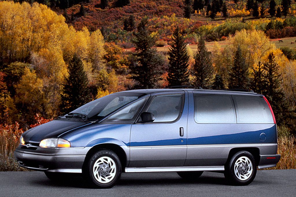 1990 96 Chevrolet Lumina APV Minivan Consumer Guide Auto