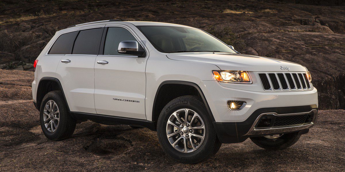 2016 Jeep Grand Cherokee | Consumer Guide Auto