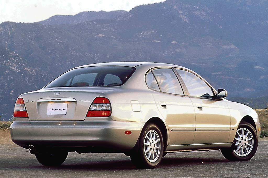 1999 02 Daewoo Leganza Consumer Guide Auto