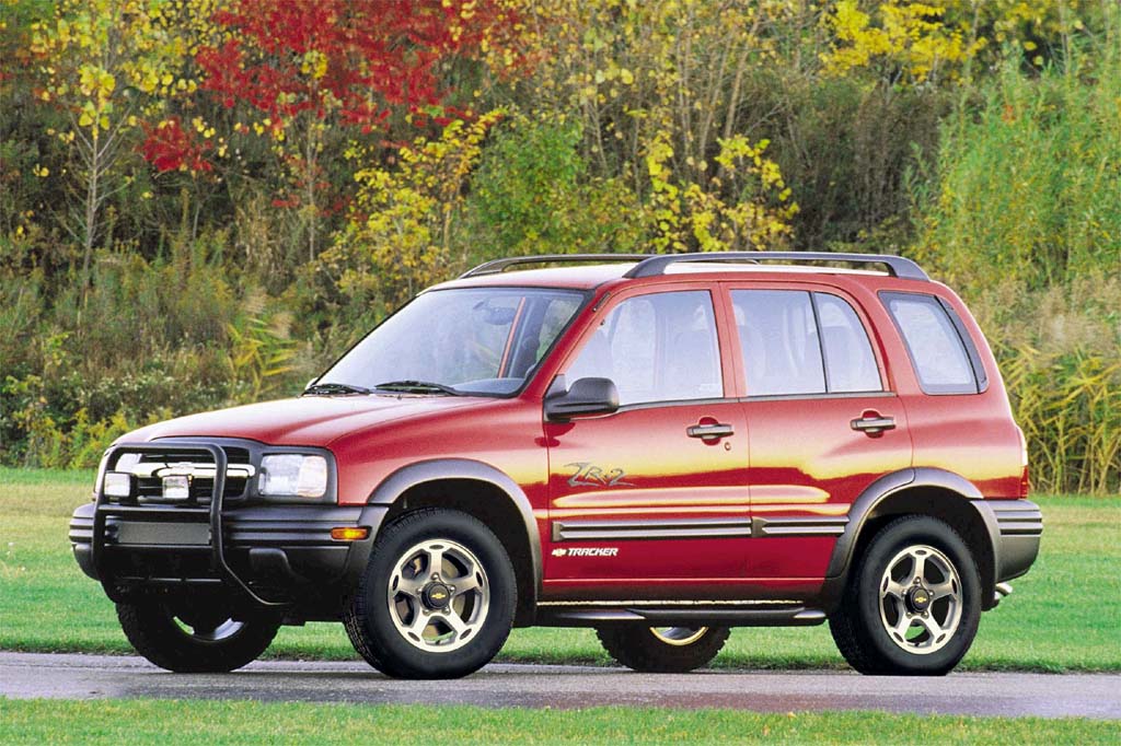 1999 04 Chevrolet Tracker Consumer Guide Auto