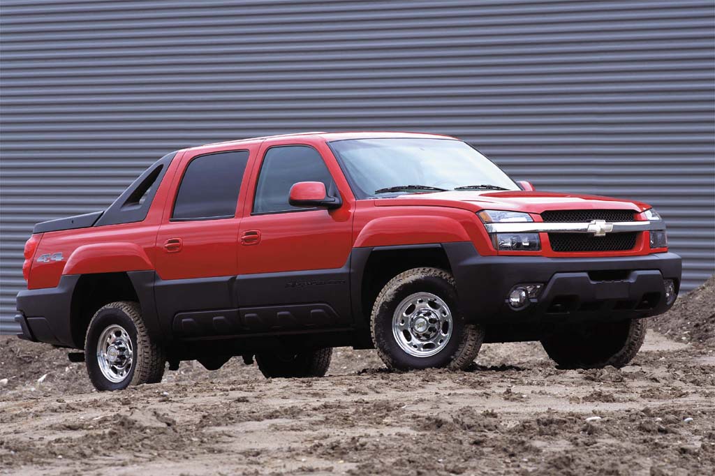 2002-06 Chevrolet Avalanche | Consumer Guide Auto 2003 Chevy Avalanche Pros And Cons