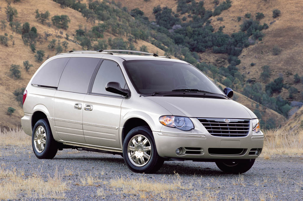 2005 chrysler town & country touring