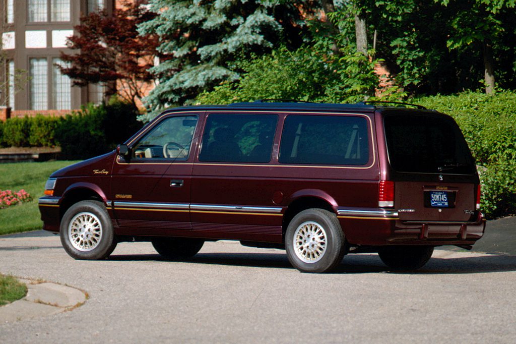 chrysler minivan 1995