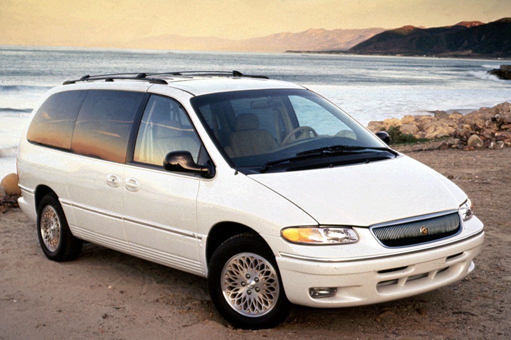 2000 town and country van