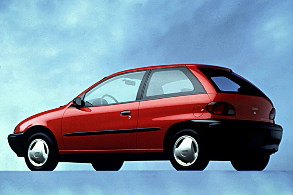 1994 geo metro 4 door hatchback