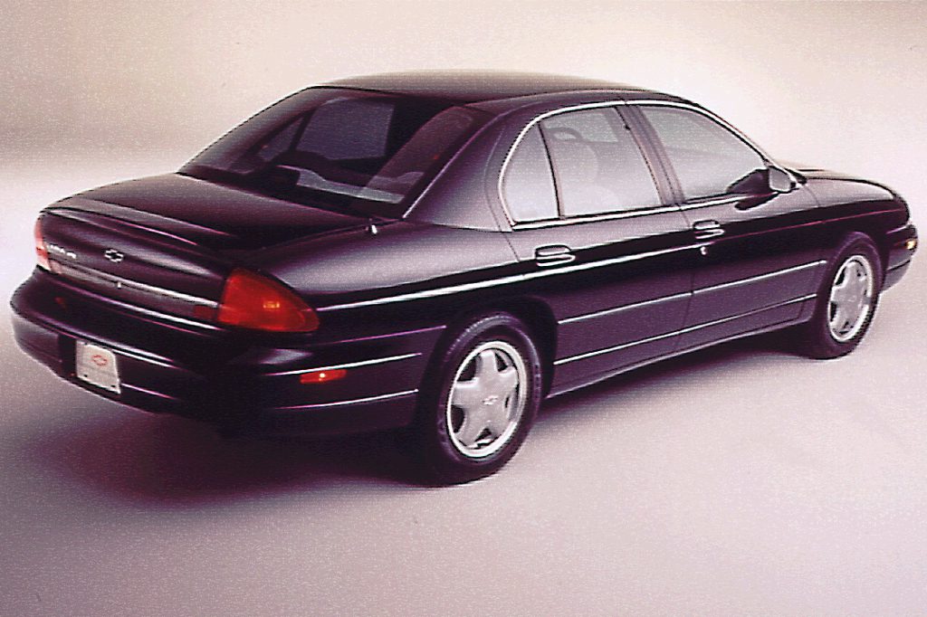 1995 01 Chevrolet Lumina Monte Carlo Consumer Guide Auto