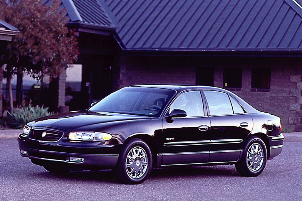 IMCDb.org: 1997 Buick Regal GS in 