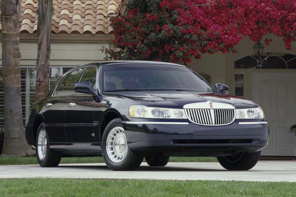 1998 lincoln town car cartier for sale