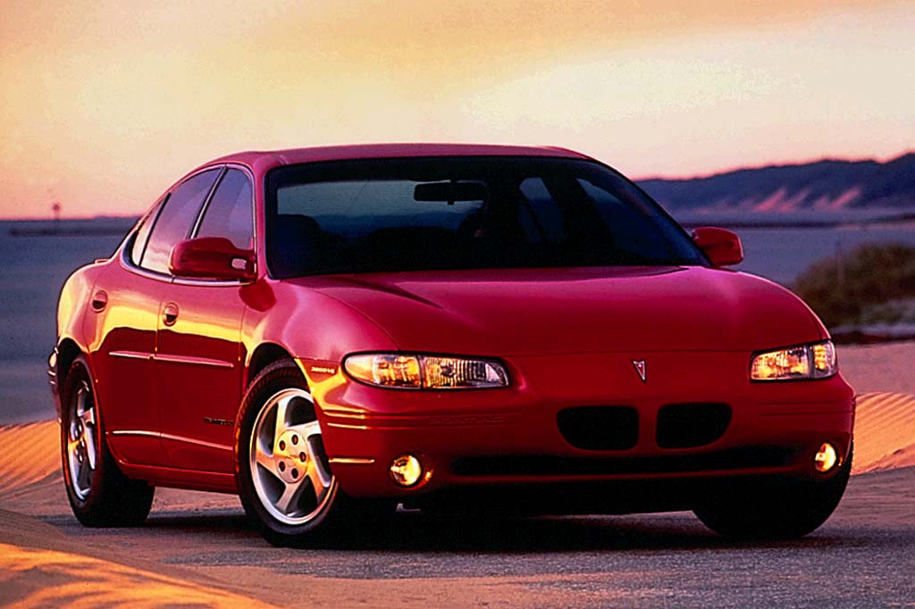 1999 Pontiac Grand Prix GT - Sedan 3.8L V6 auto