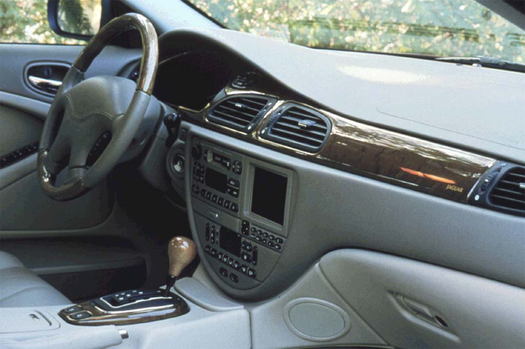 2000 02 Jaguar S Type Consumer Guide Auto [ 682 x 1024 Pixel ]