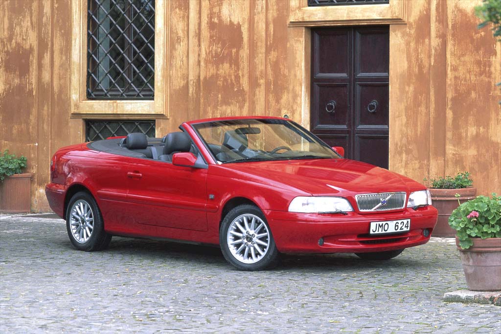 1998 04 Volvo C70 Consumer Guide Auto