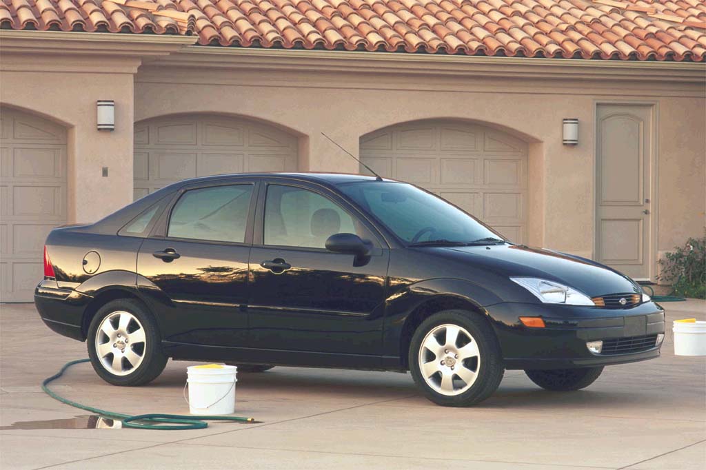 2002 ford focus wagon tire size