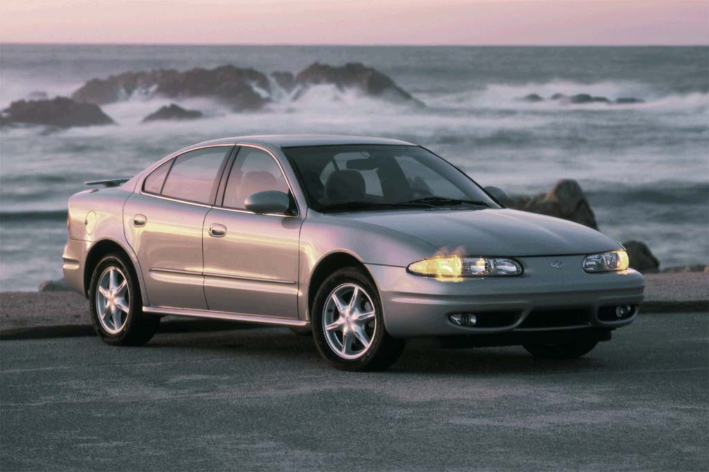 Oldsmobile Alero 2001