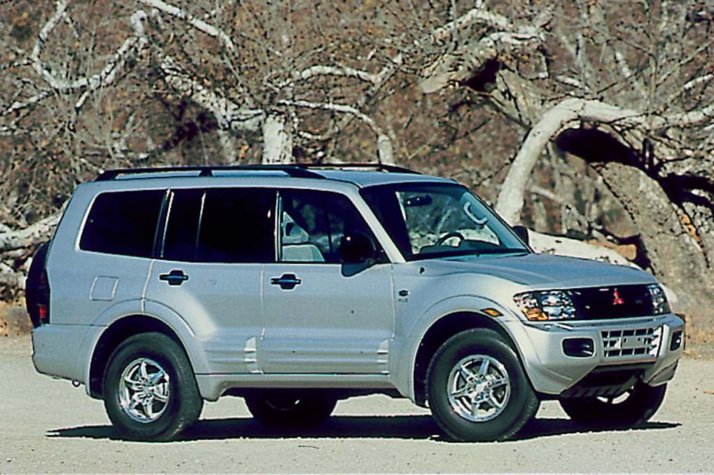 2001 Mitsubishi Montero Specs, Trims & Colors