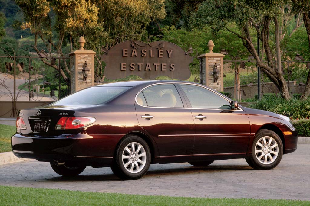 2002 06 Lexus Es 300 Es 330 Consumer Guide Auto