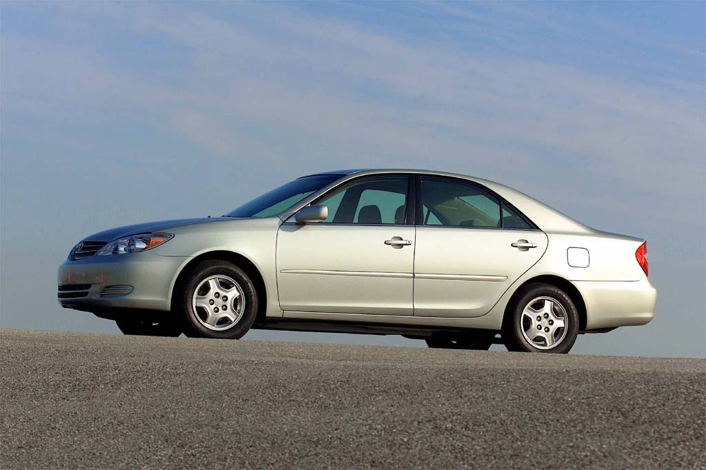 2002-06 Toyota Camry | Consumer Guide Auto