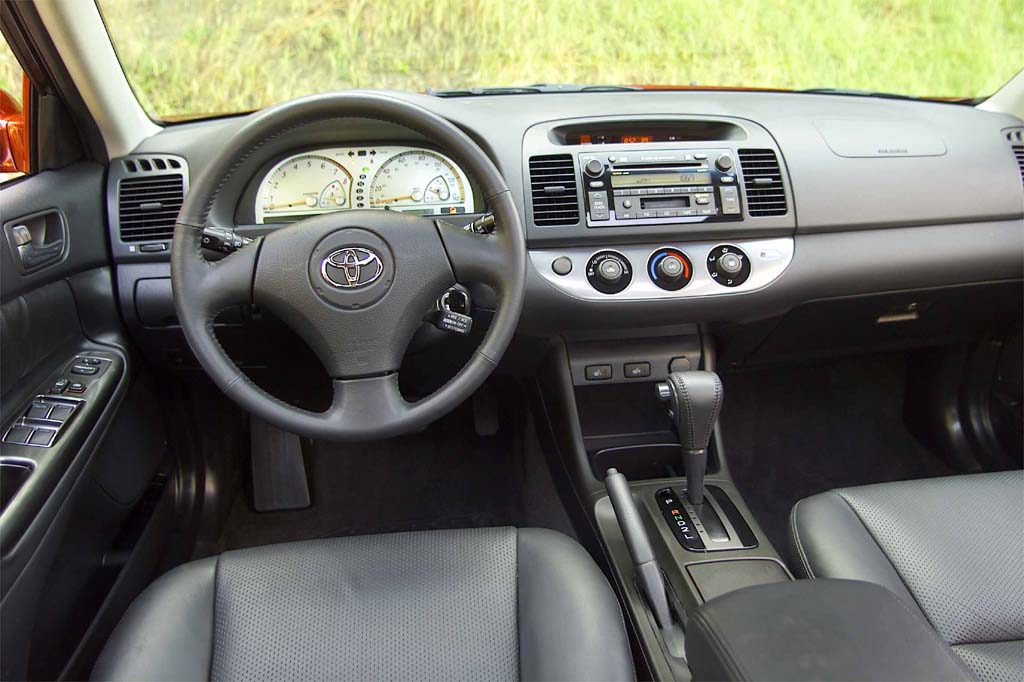 toyota camry 2006 interior