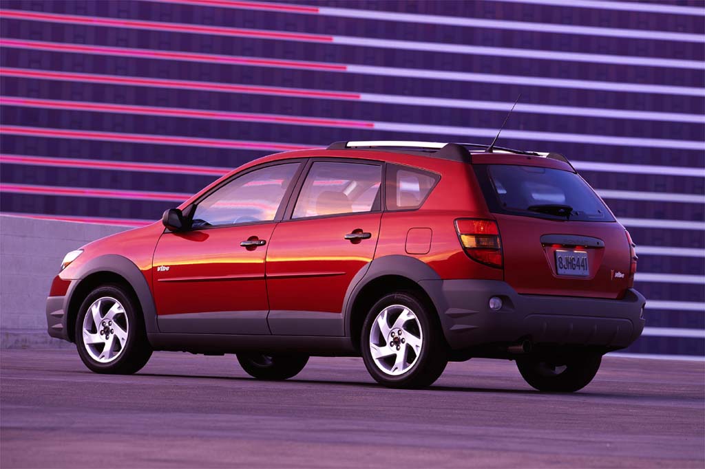 2003 08 Pontiac Vibe Consumer Guide Auto