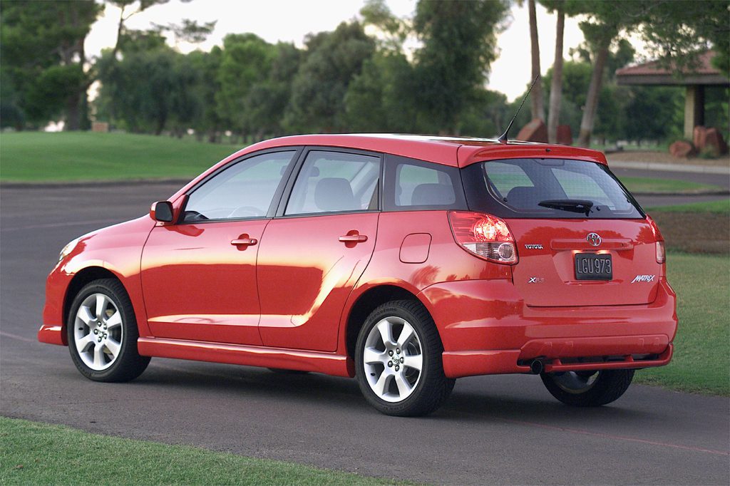 2003 08 Toyota Matrix Consumer Guide Auto