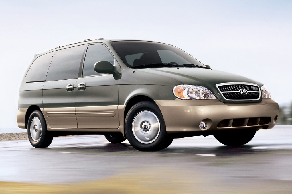 2002-05 Kia Sedona | Consumer Guide Auto