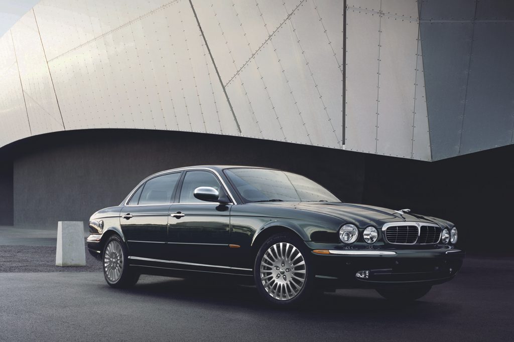 2004 09 Jaguar Xj Consumer Guide Auto