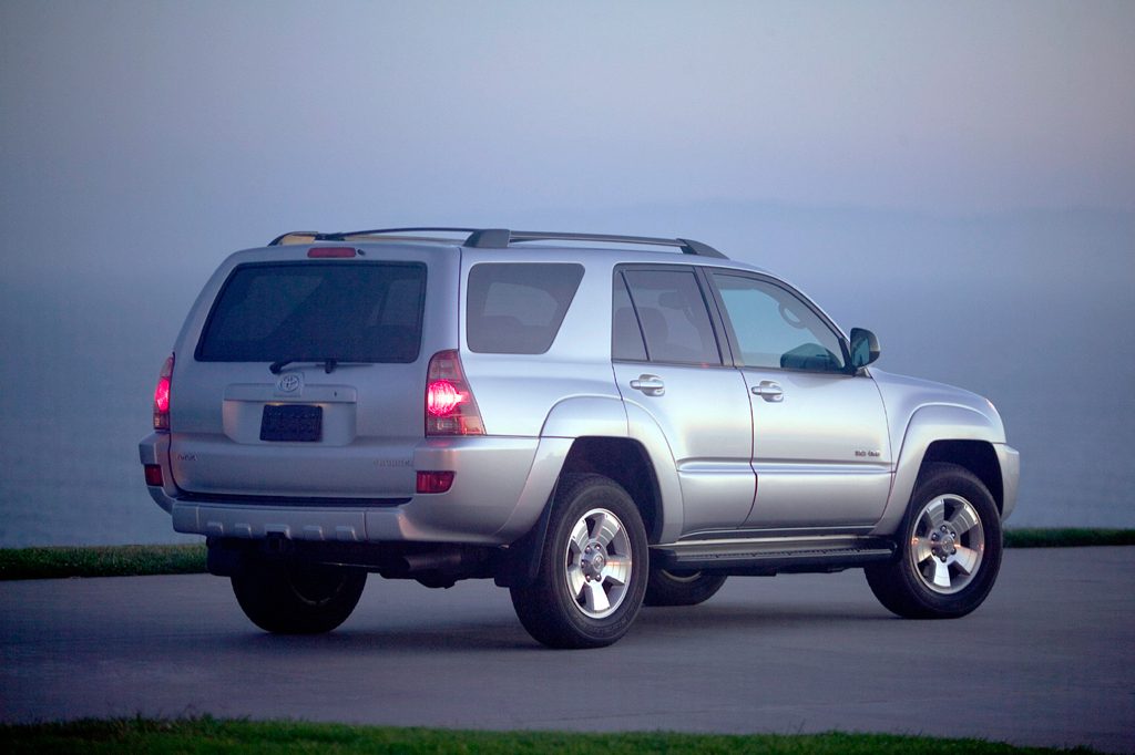 2005 toyota 4runner oil capacity