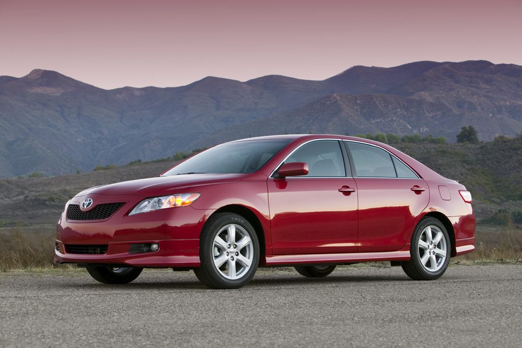 2007-11 Toyota Camry | Consumer Guide Auto