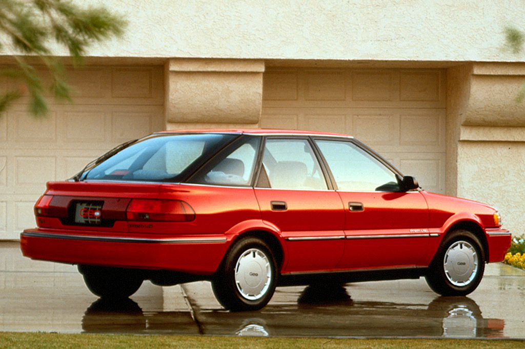 1990 geo 5 door hatchback