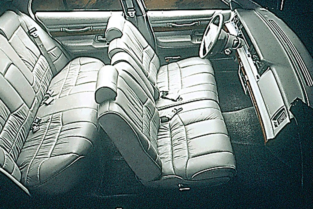 1992 11 Mercury Grand Marquis Consumer Guide Auto - 2006 Mercury Grand Marquis Seat Covers