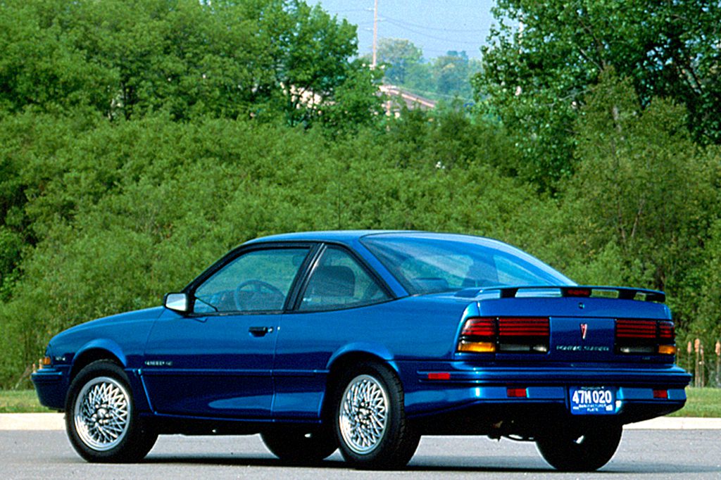 1990 94 Pontiac Sunbird Consumer Guide Auto