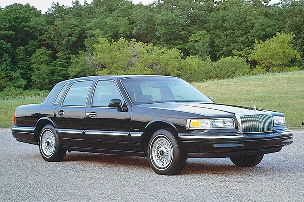 90 1990 Lincoln Town Car owners manual 