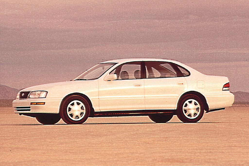 1995 99 Toyota Avalon Consumer Guide Auto