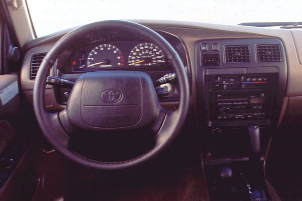 1996 a 2002 Toyota 4 Runner transmissão diagonal 2WD 5120335351, 