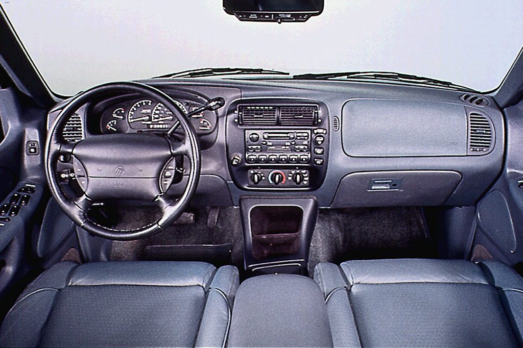 Gallery of 1998 Ford Explorer.