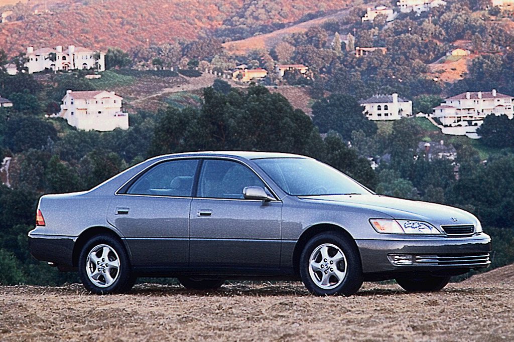 1997 01 Lexus Es 300 Consumer Guide Auto