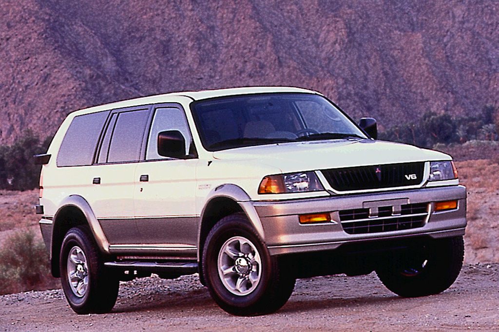 2005 Mitsubishi Montero Price, Value, Ratings & Reviews