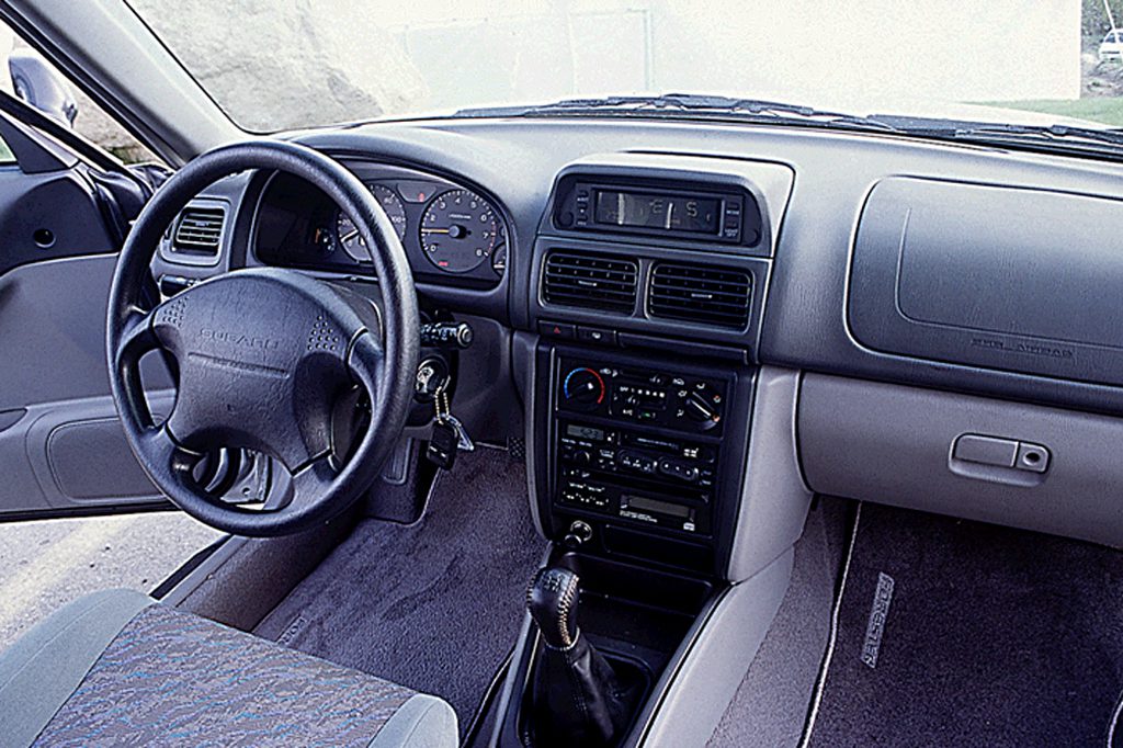 2001 subaru forester dashboard storage compartment