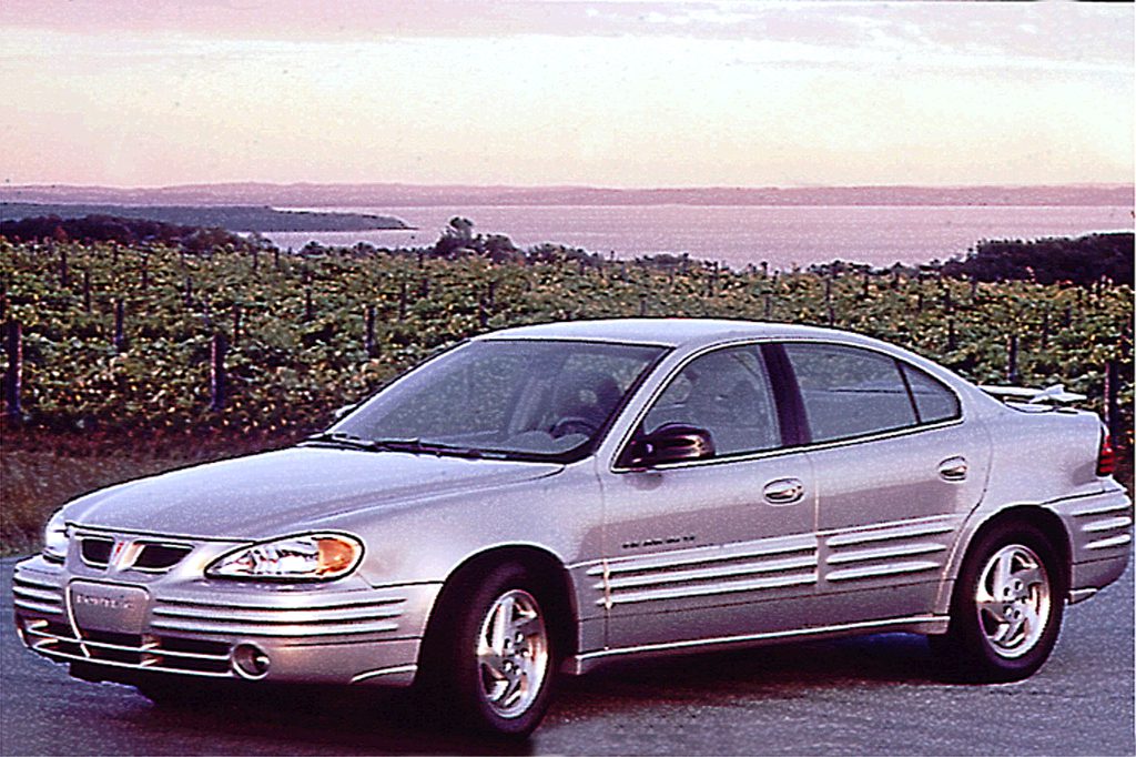 1999 05 Pontiac Grand Am Consumer Guide Auto