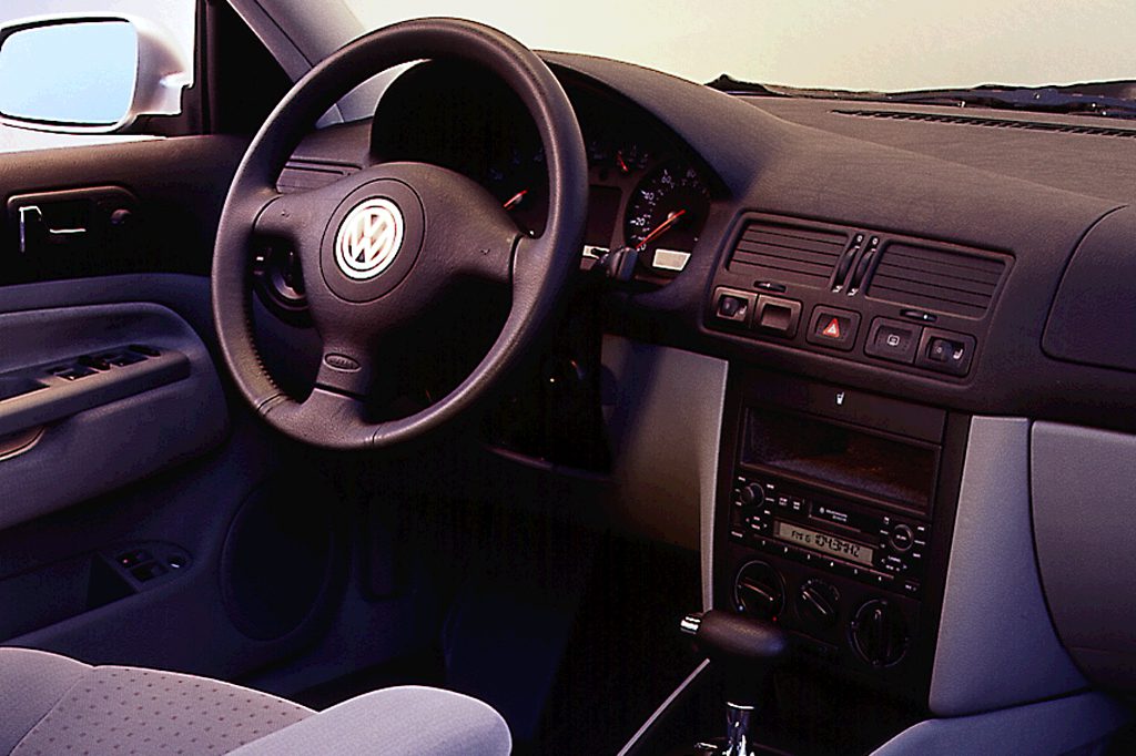 1999 05 Volkswagen Golf Jetta Consumer Guide Auto