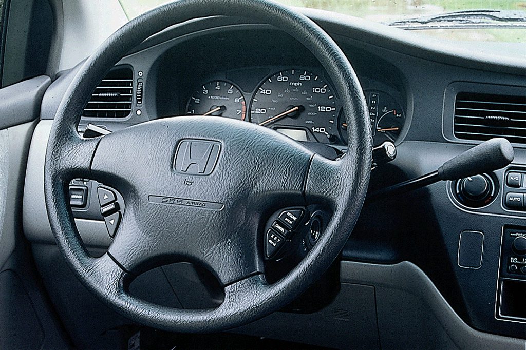 1999-04 Honda Odyssey