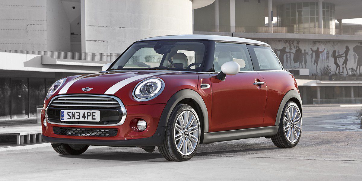 2015 Mini Cooper Hardtop | Consumer Guide Auto