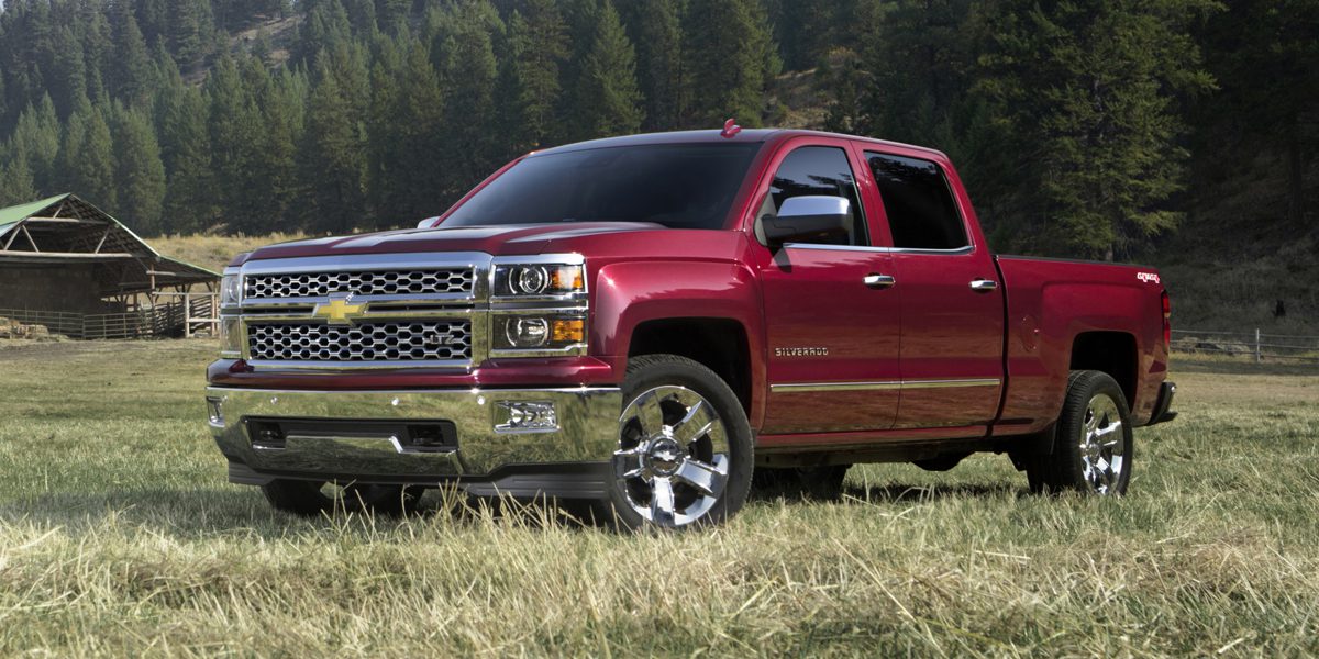 2015 Chevrolet Silverado | Consumer Guide Auto