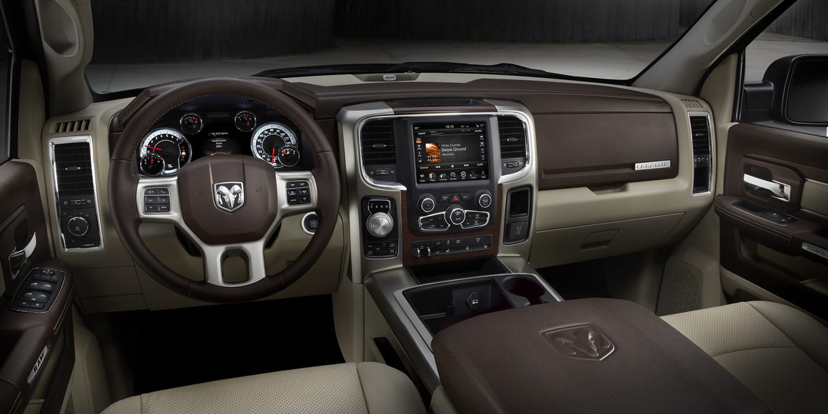 2015 Ram 1500 Laramie Crew Cab 4x4 EcoDiesel interior