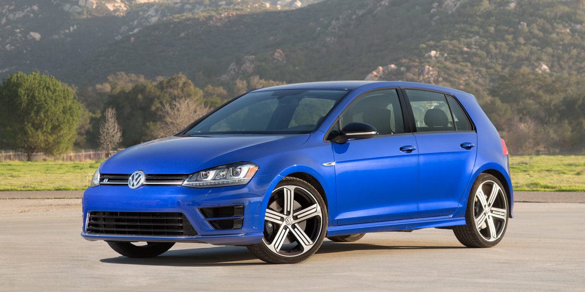 2016 Volkswagen Golf R | Consumer Guide Auto