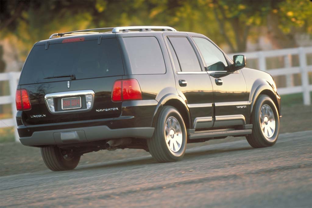 2003 14 Lincoln Navigator Consumer Guide Auto