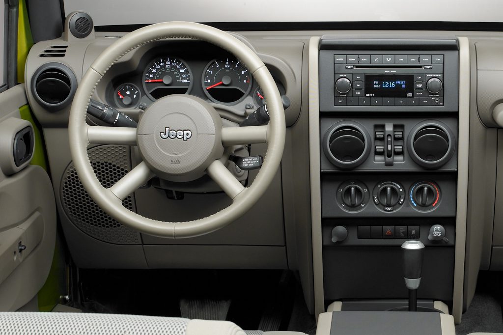 2007-14 Jeep Wrangler | Consumer Guide Auto