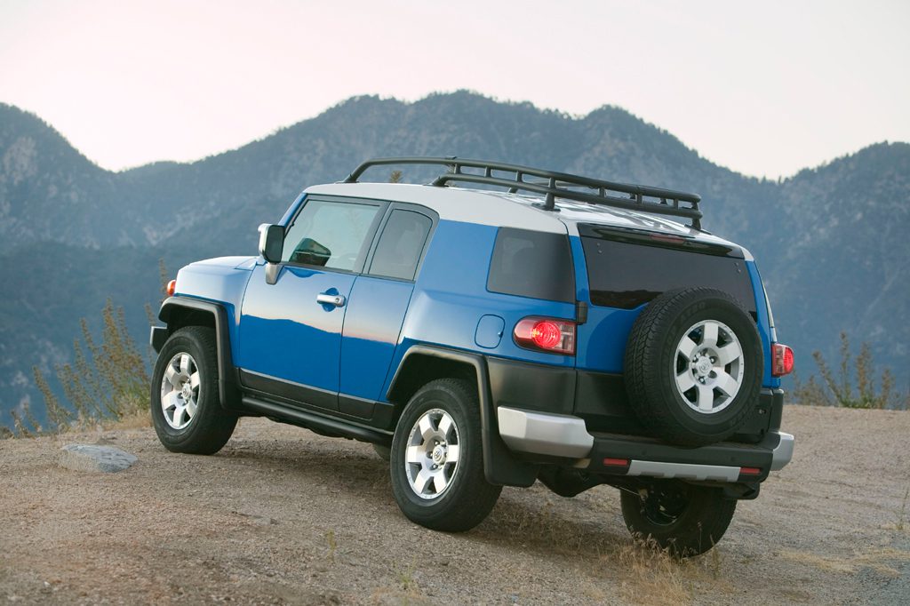 2007 14 Toyota Fj Cruiser Consumer Guide Auto