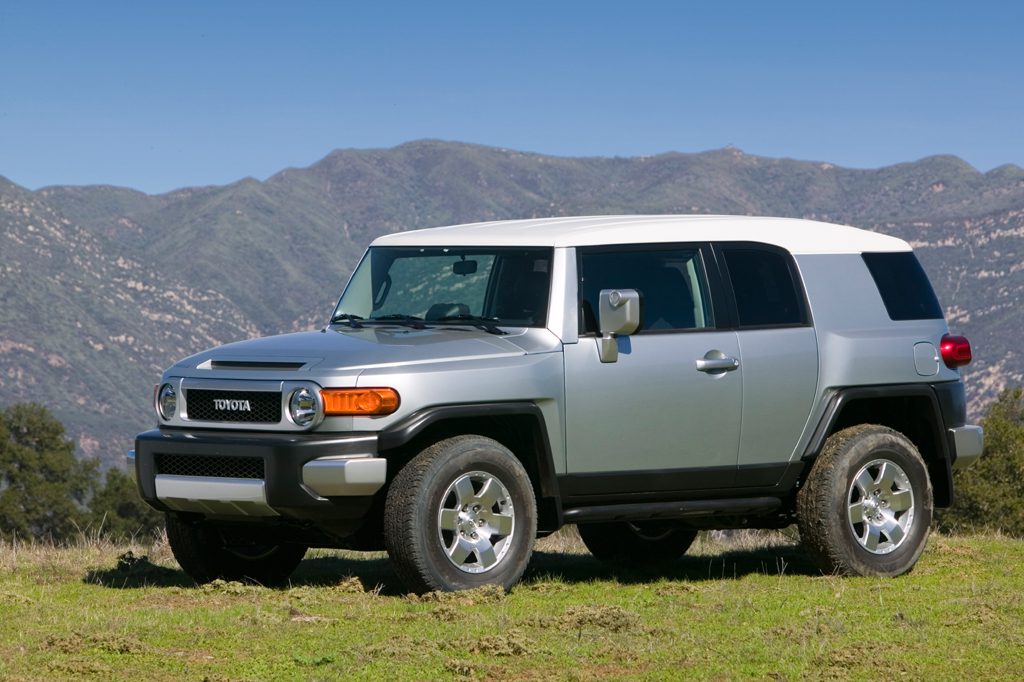 2007 14 Toyota Fj Cruiser Consumer Guide Auto