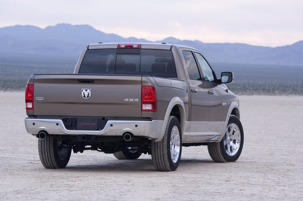 2010 Dodge Ram 1500 4WD Crew Cab 140.5 Laramie Price & Specifications -  The Car Guide