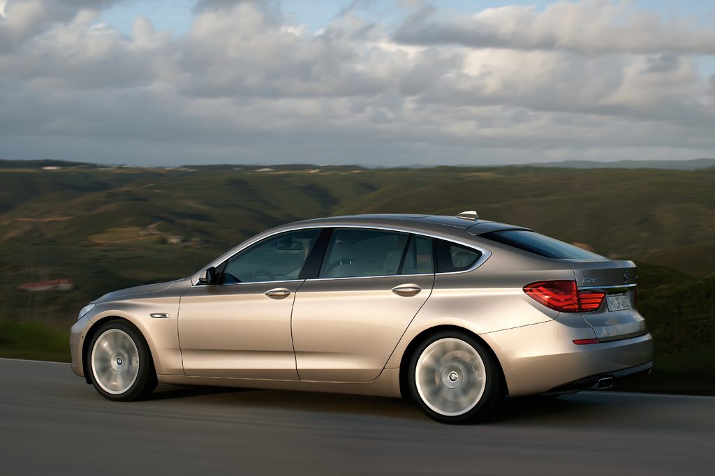 2014 BMW 5-Series Gran Turismo Luxury Line - Side